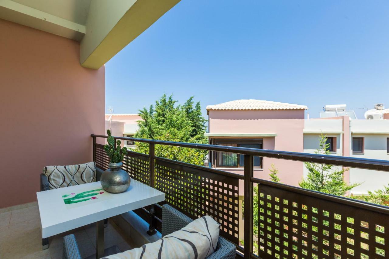 Cretan Royalty Hotel Rethymno  Exterior photo